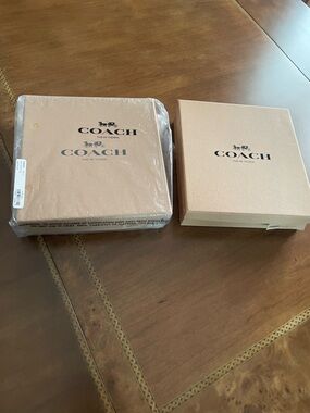 Coach New York Dog Collar and  leash